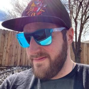 Meet your Posher, Garret